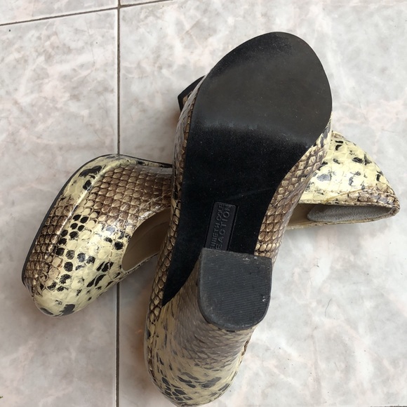 Kenneth Cole Reaction Platform High Heels - Picture 9 of 12